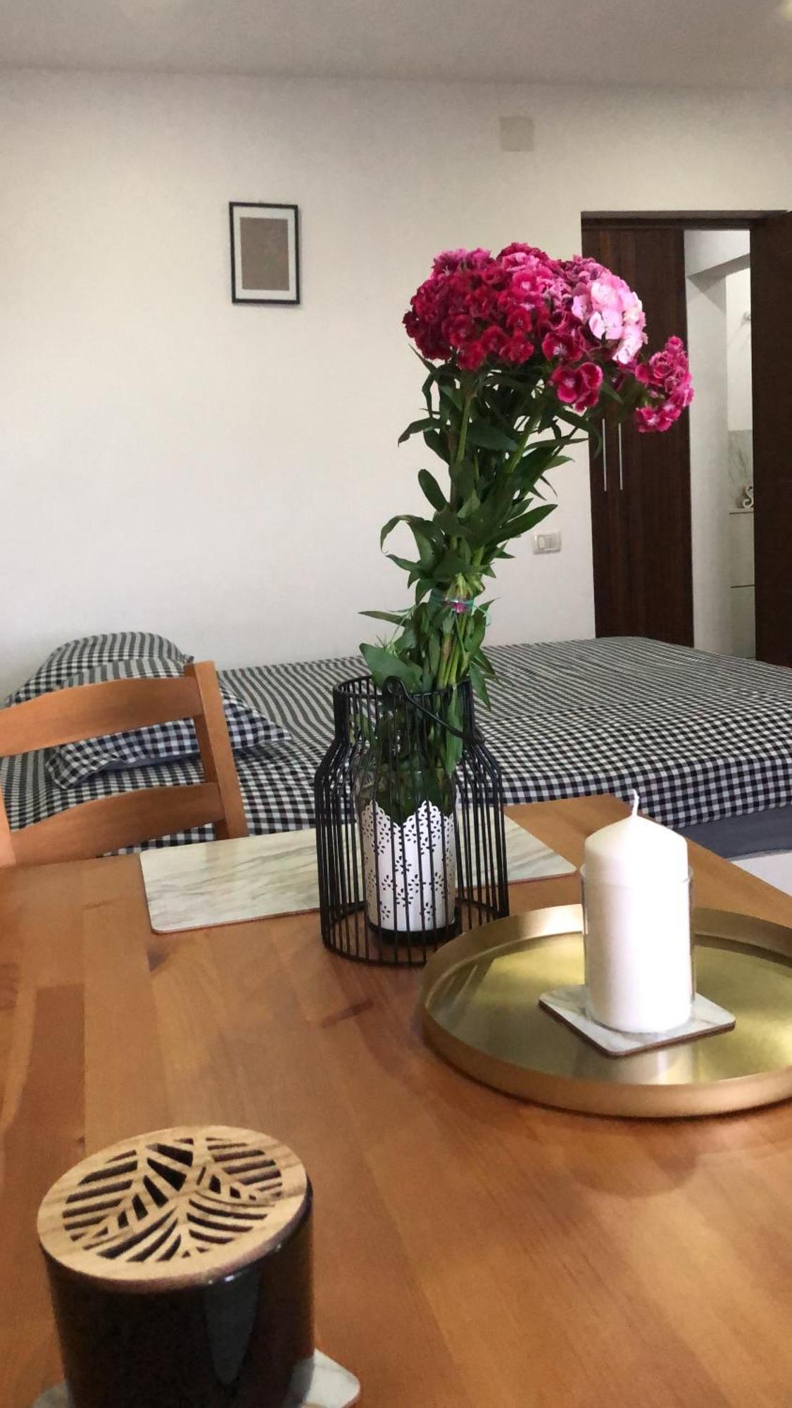 Garsoniera Relax Drumul Taberei Bukurešť Exteriér fotografie